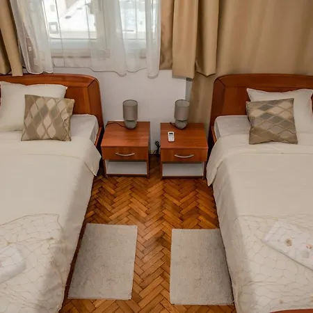 公寓 Pebbles - With Jacuzzi